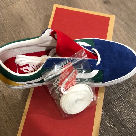 Vans Yacht Club - Picture 6 of 7